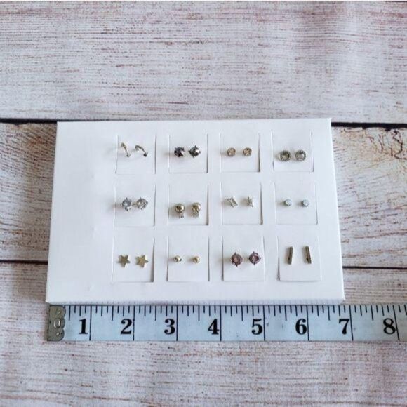LOFT 12 Days of Gifting Stud Earring Gift Set Holiday Christmas Gold Tone Stones - Picture 8 of 9